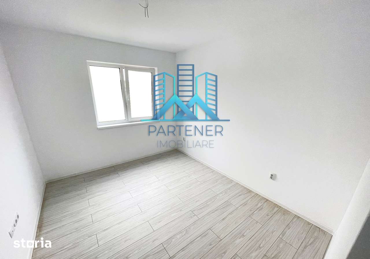 REDUCERE 3600€!SCARA INTERIOARA!TERASA!PENTHOUSE 4 cam,Pacurari- Rediu - Imagine principală: 5/9