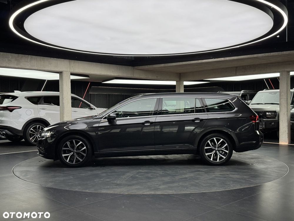 Volkswagen Passat Variant - 3