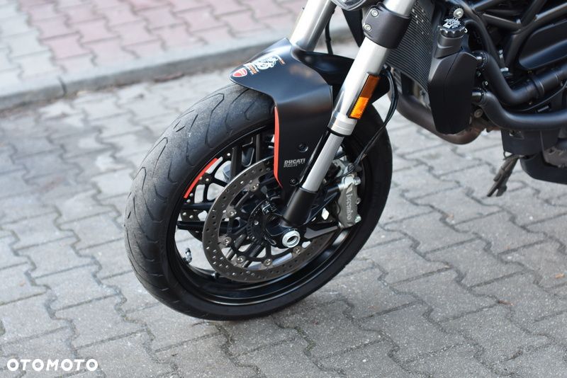 Ducati Monster - 23