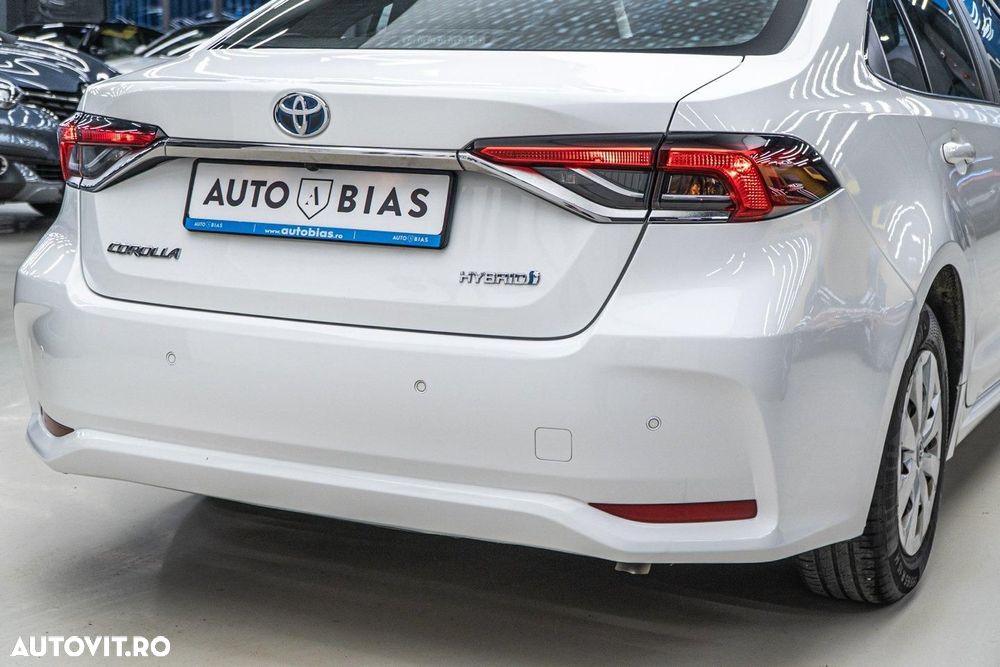 Toyota Corolla 1.8 HSD Dynamic - 13