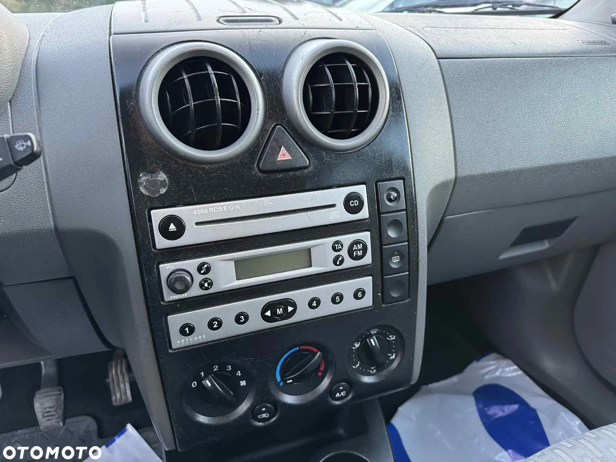 Ford Fusion 1.4 Trend EU5 - 12