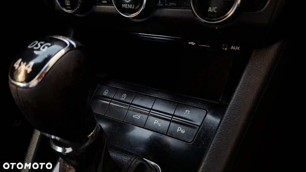 Skoda Octavia 2.0 TDI 4x4 DSG Style - 26