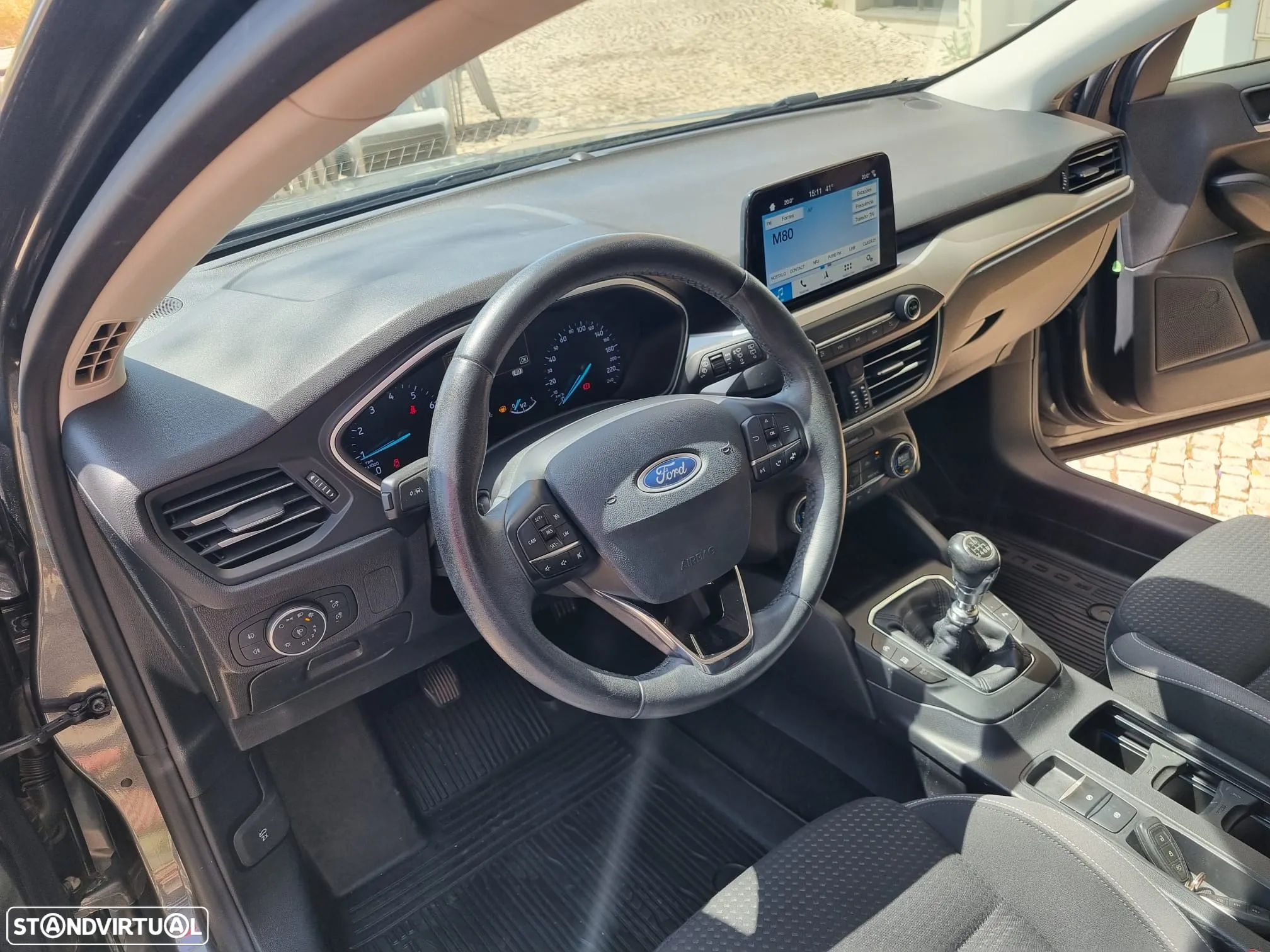 Ford Focus SW 1.0 EcoBoost Business - 25