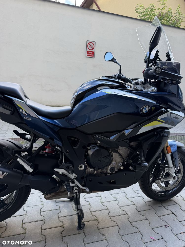 BMW XR - 21