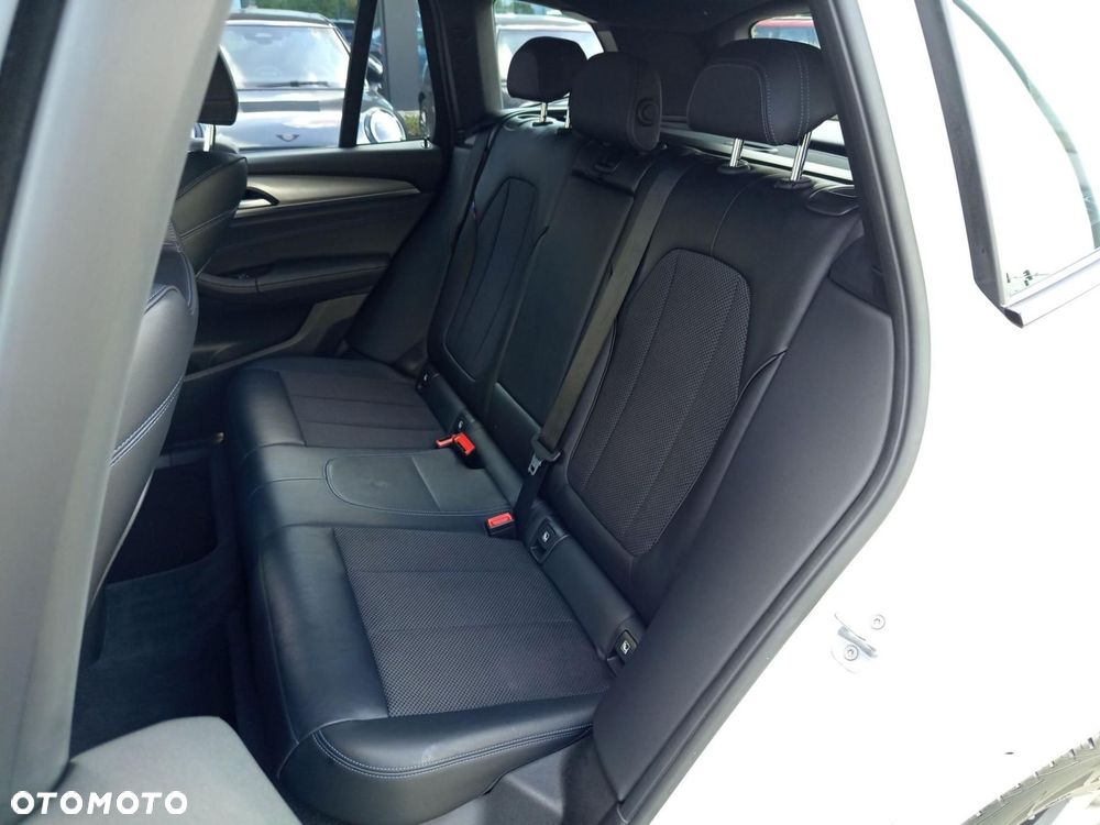 BMW X3 - 22