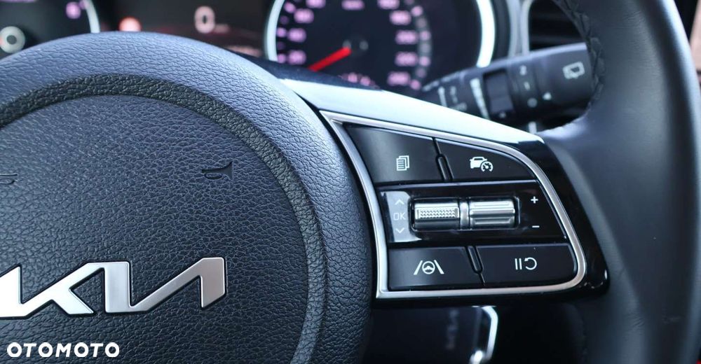 Kia Ceed - 23