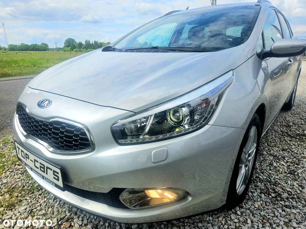 Kia Ceed 1.6 CRDi 128 Spirit - 13