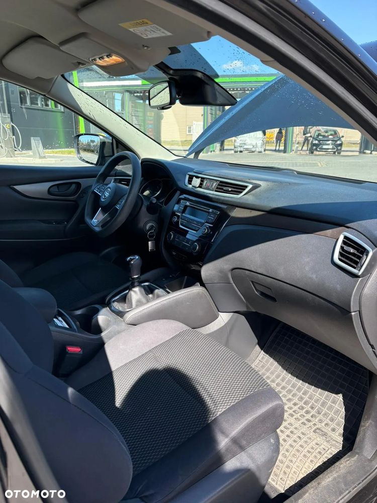 Nissan Qashqai 1.2 DIG-T N-Connecta - 18