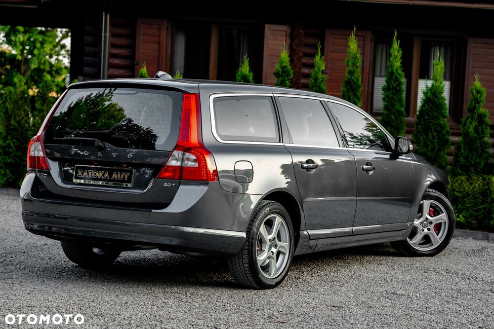 Volvo V70 2.0T Powershift Summum - 13