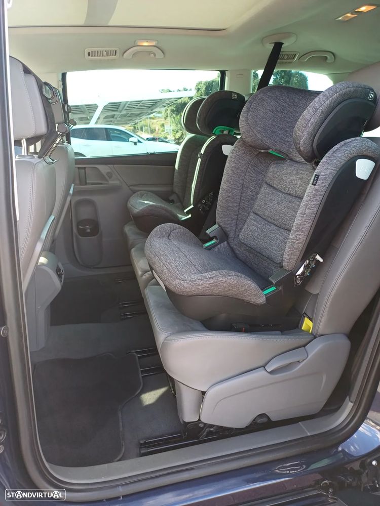 VW Sharan - 7