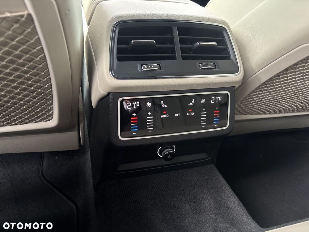 Audi A6 Allroad - 23
