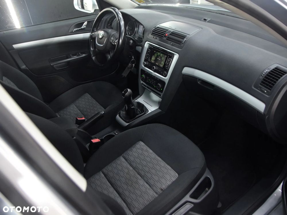Skoda Octavia - 6