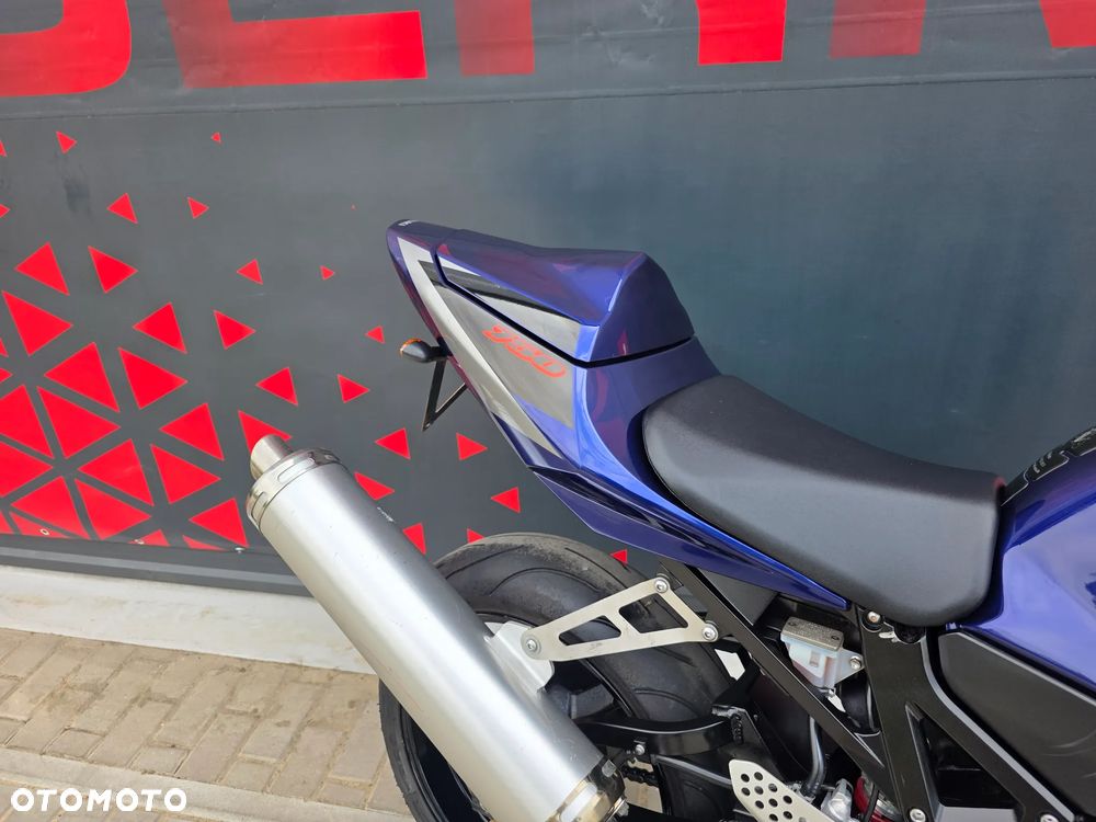 Suzuki GSX-R - 9