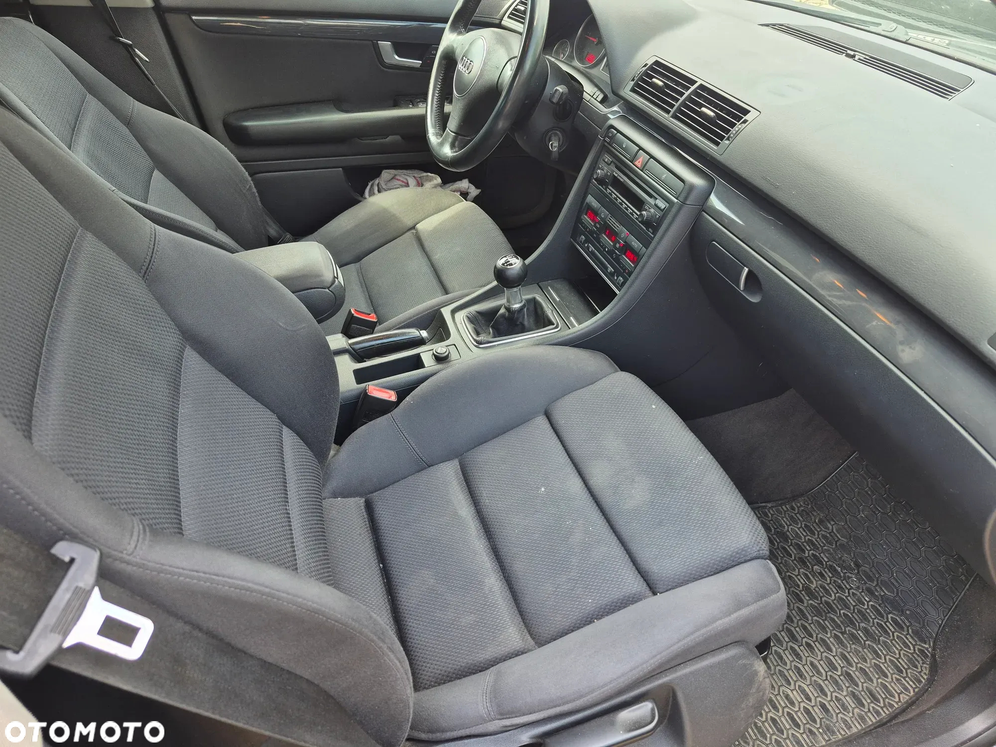 Audi A4 Avant 2.5 TDI - 12