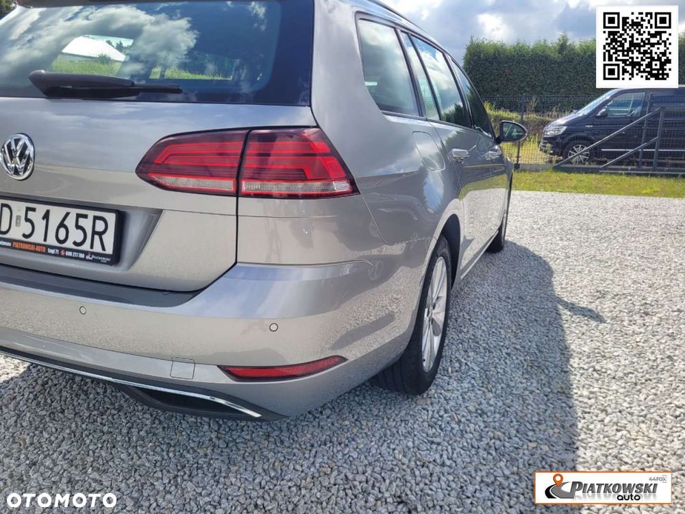 Volkswagen Golf - 10