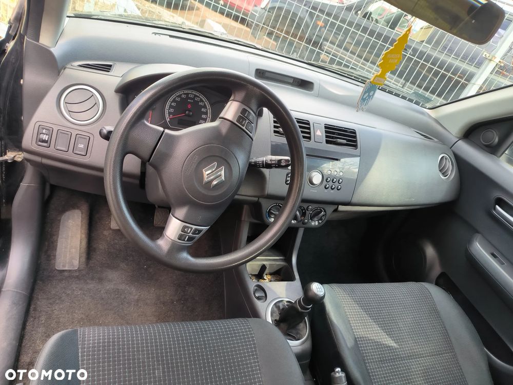 Suzuki Swift 1.3 GC (klm) - 9