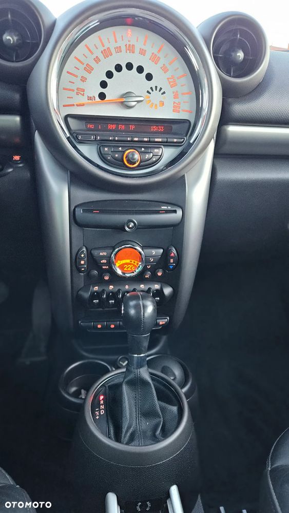 MINI Clubman Cooper D - 15