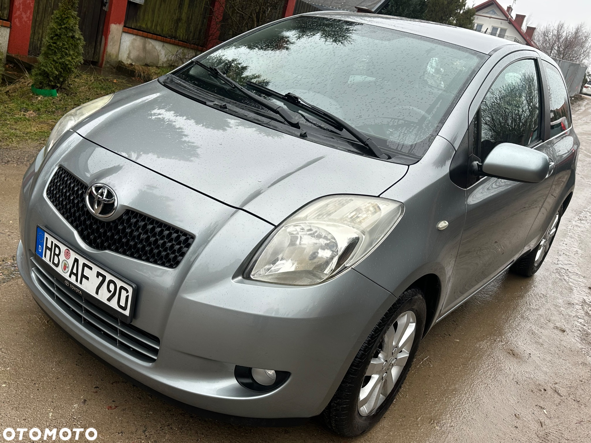 Toyota Yaris 1.0 VVT-i Cool - 2
