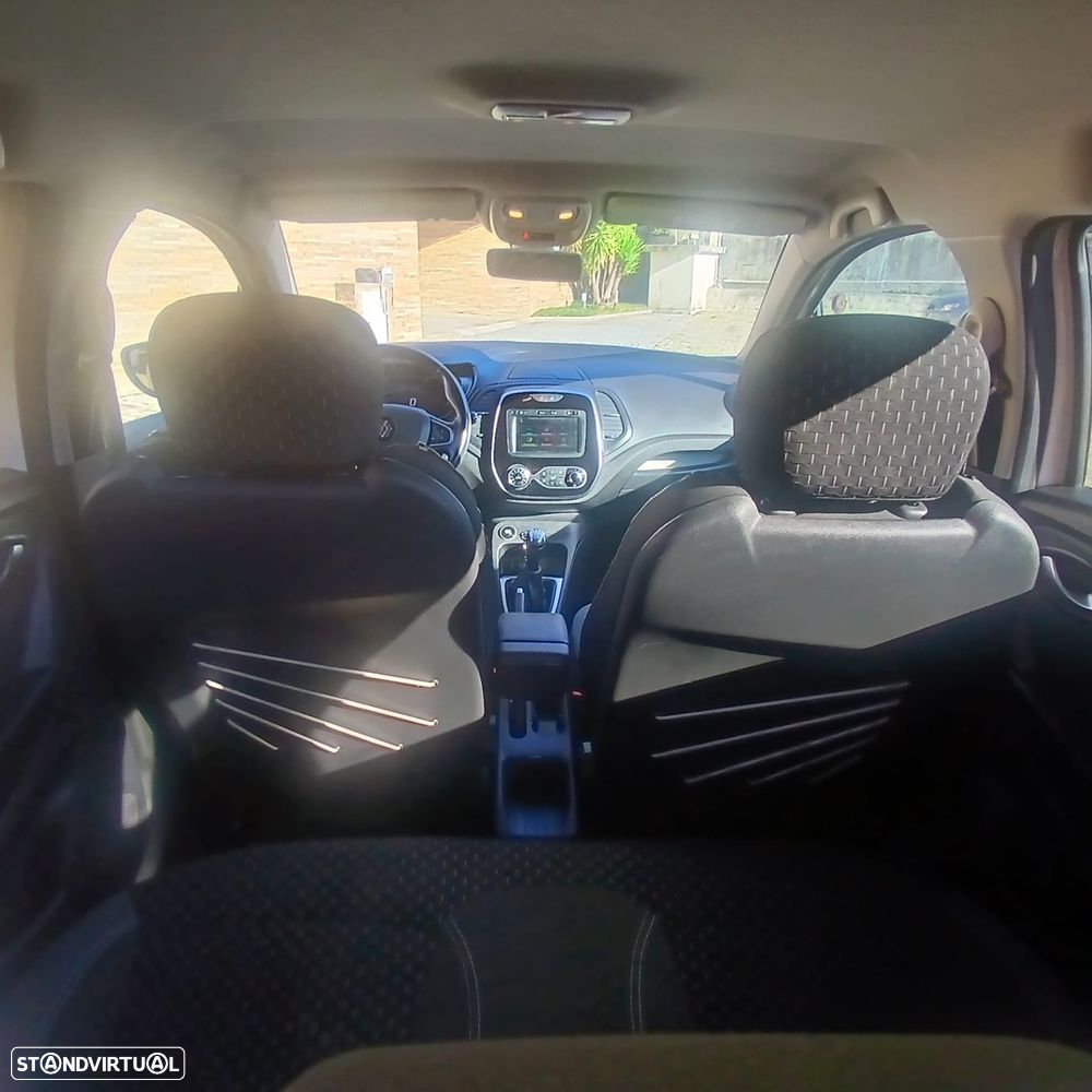 Renault Captur - 14