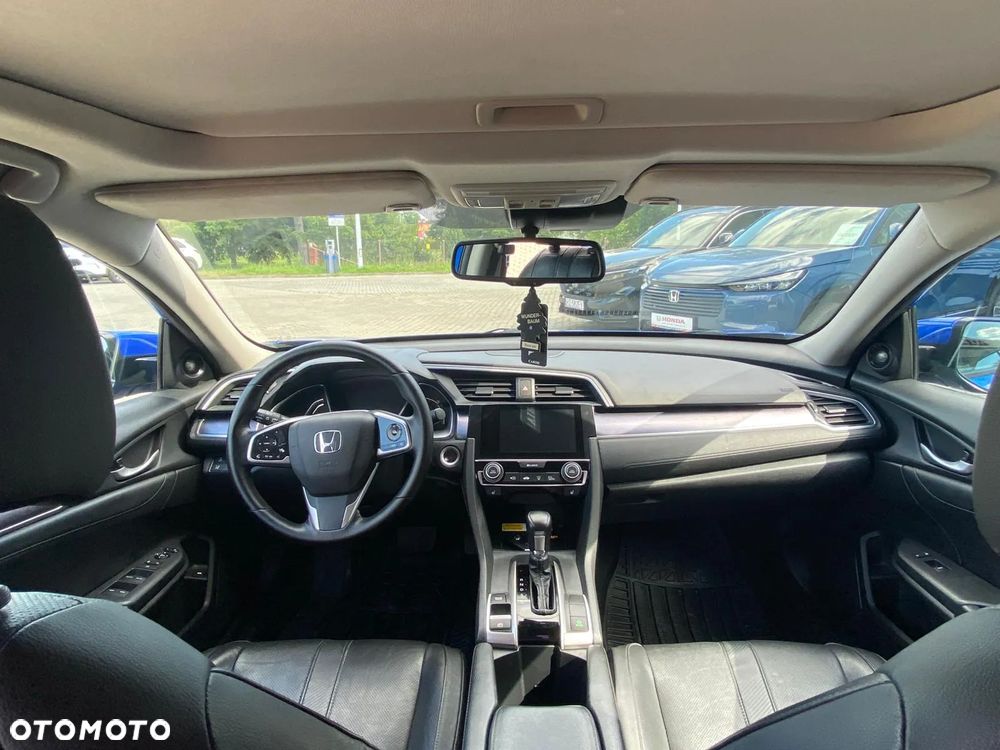 Honda Civic 1.5 i-VTEC Turbo CVT Executive - 18