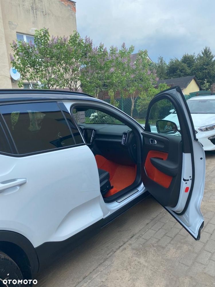 Volvo XC 40 T3 R-Design - 3