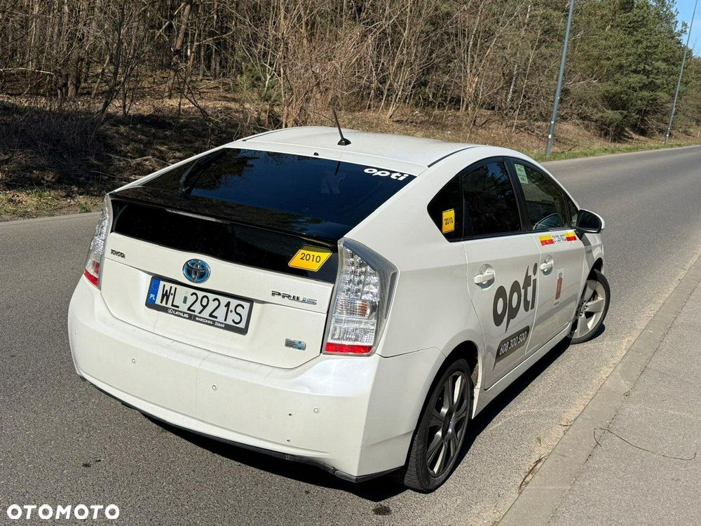 Toyota Prius 1.8 HSD Active - 16