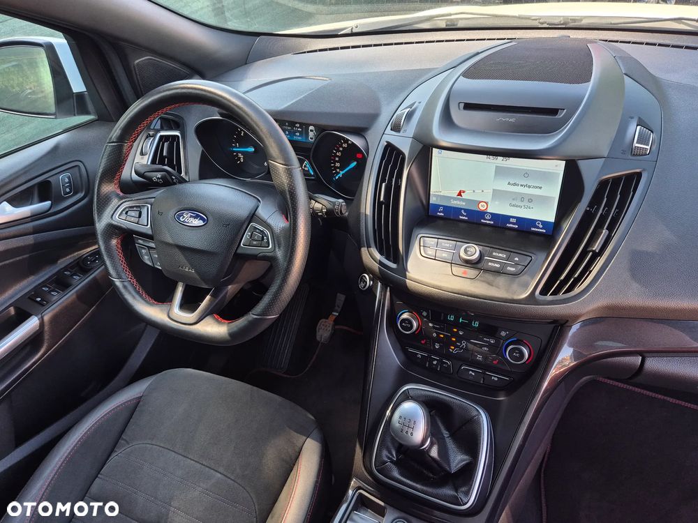Ford Kuga 2.0 TDCi 4x4 ST-Line - 21