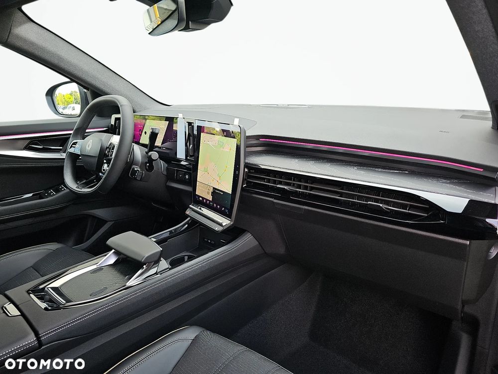 Renault Austral 1.3 TCe mHEV Iconic - 22