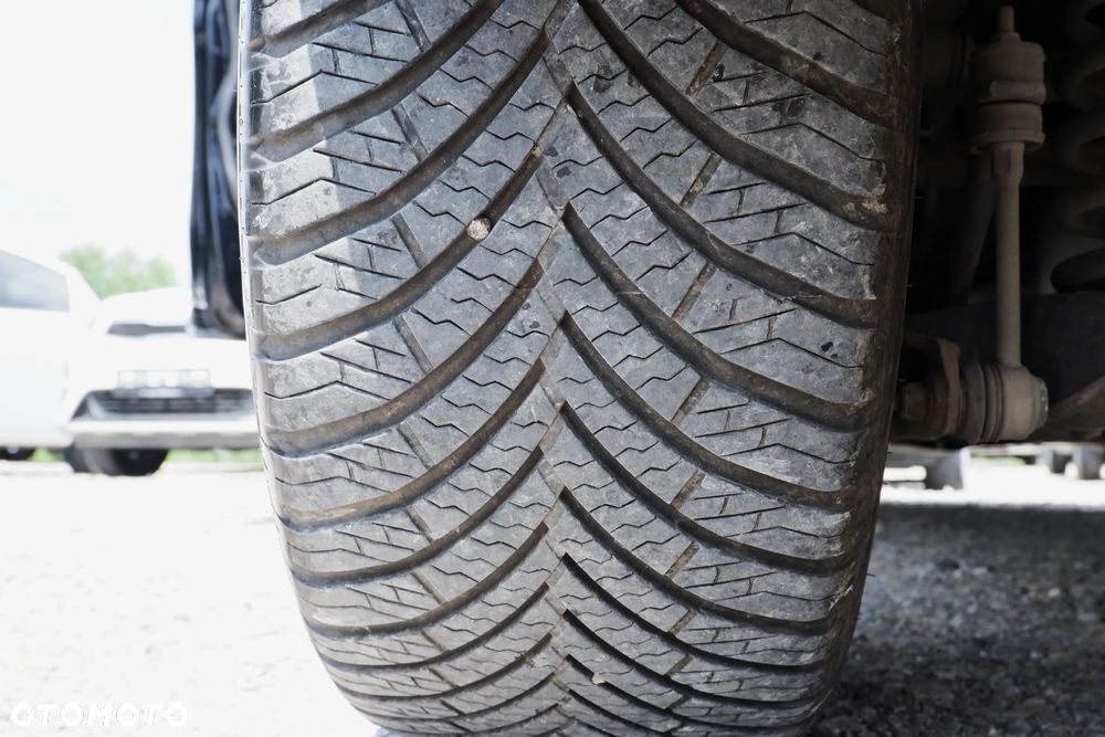 Ford Kuga 2.0 TDCi 4WD Titanium - 38
