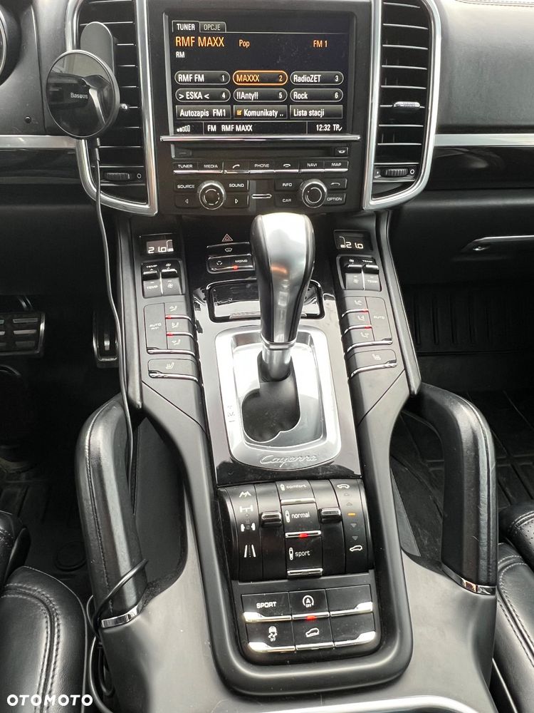 Porsche Cayenne Diesel - 16