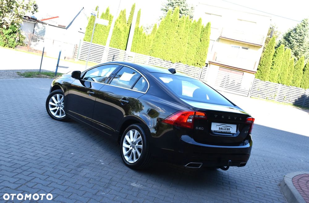 Volvo S60 D3 Summum - 3