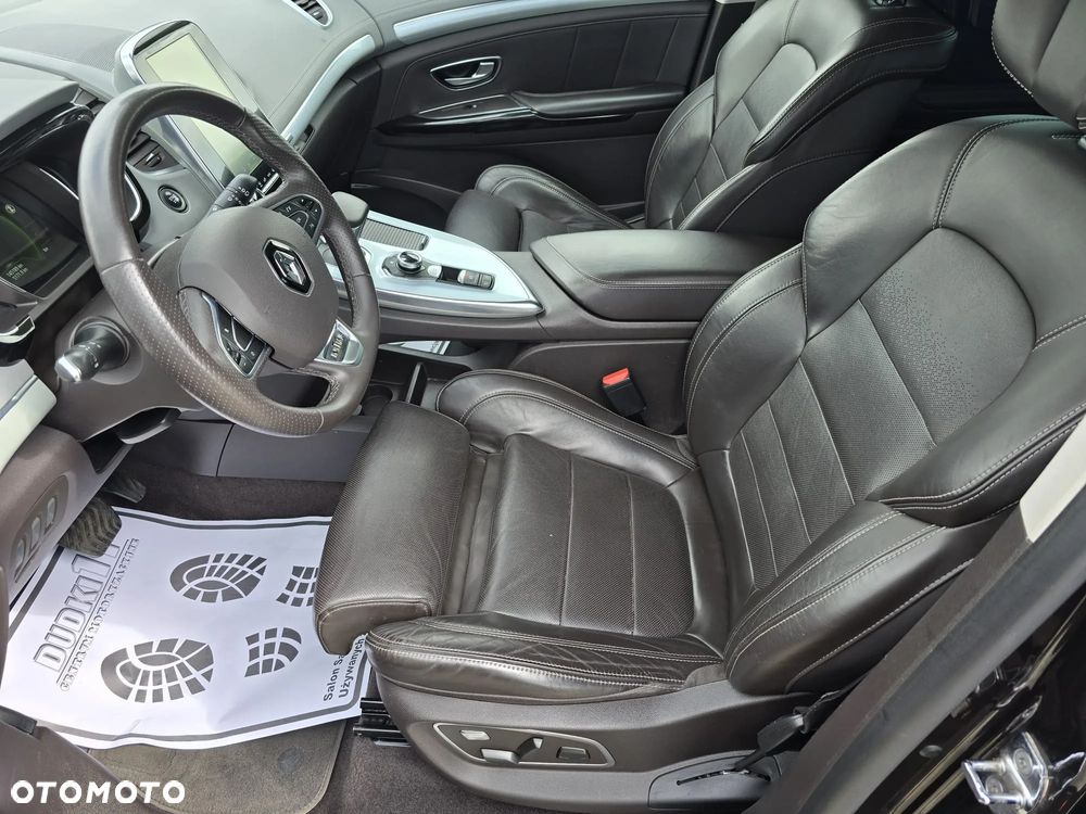 Renault Espace 1.6 dCi Energy Initiale Paris EDC 7os - 29
