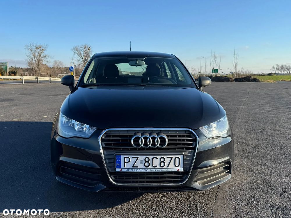Audi A1 Sportback 1.6 TDI Attraction - 2