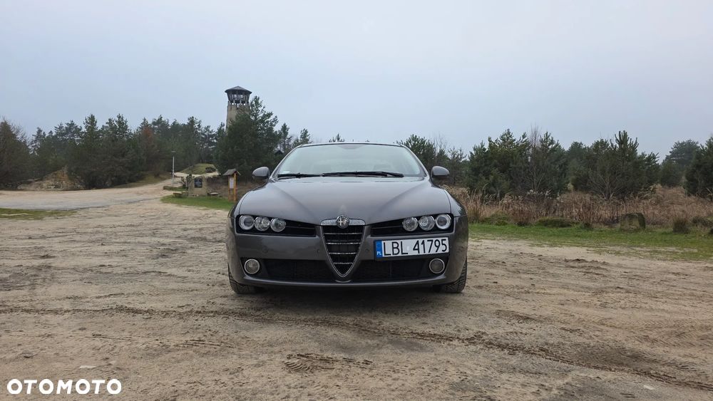 Alfa Romeo 159 - 2