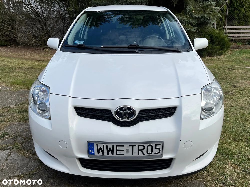 Toyota Auris - 2
