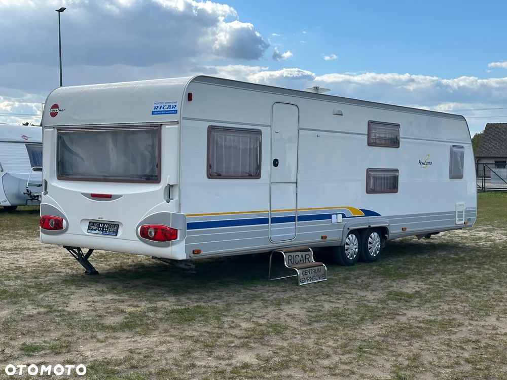 Burstner 720 TK VENTANA z napędem i łóżkami piętrowymi - 8 os. - 7
