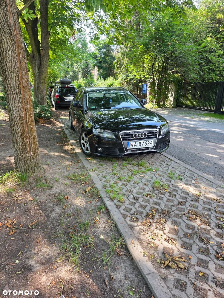 Audi A4 Avant - 1