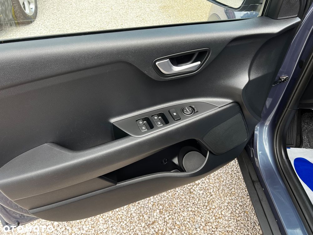 Kia Stonic 1.0 T-GDI 100 OPF Edition 7 - 13