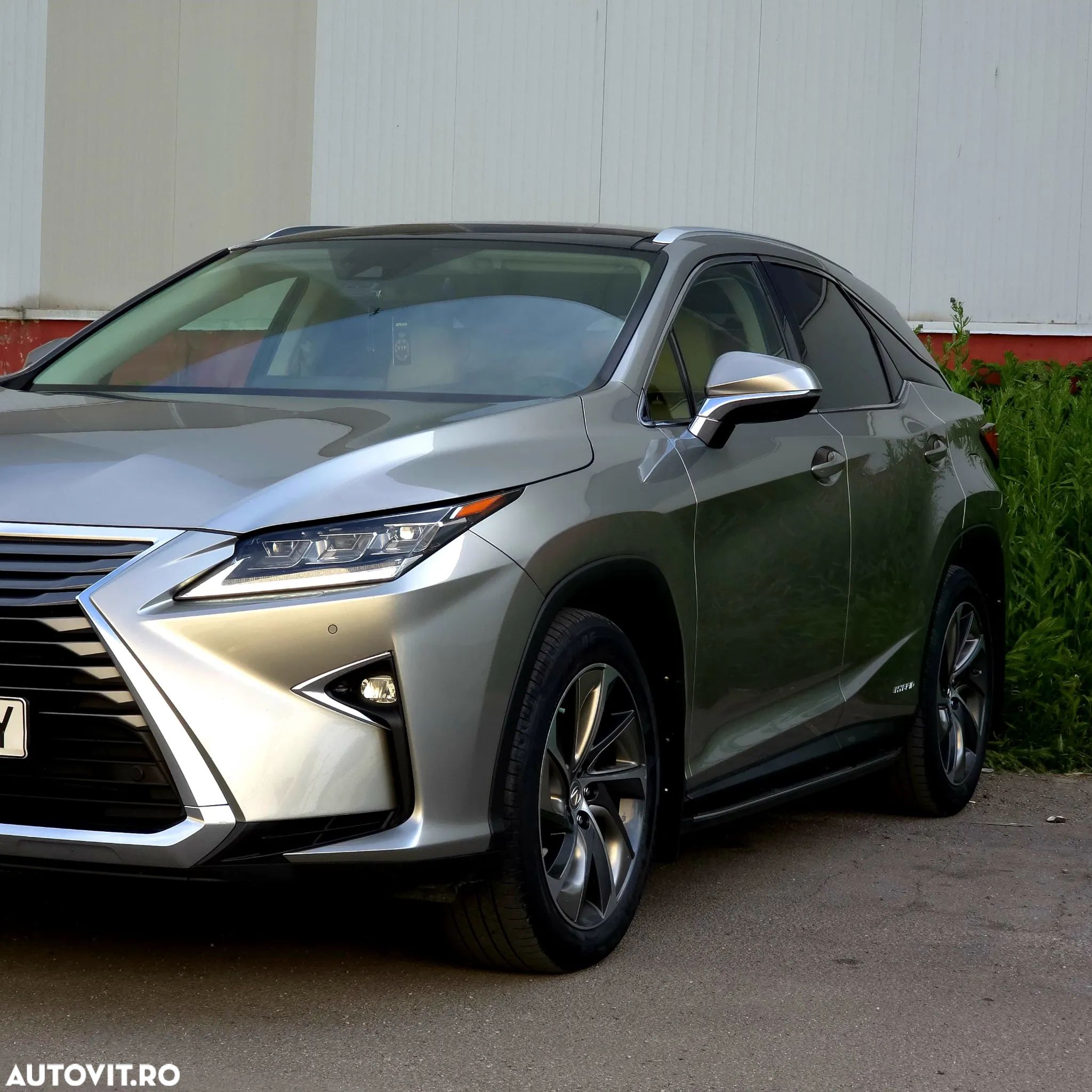Lexus Seria RX - 1