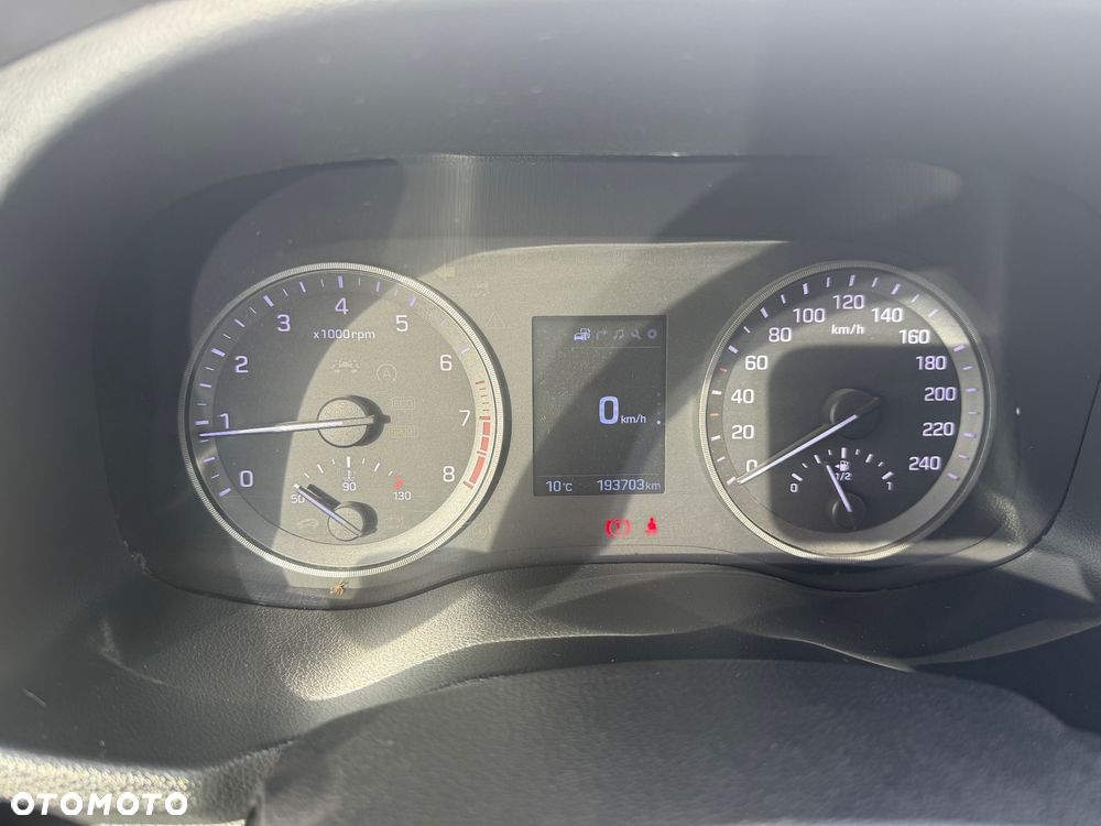 Hyundai Tucson blue 1.6 GDi 2WD Navi - 19