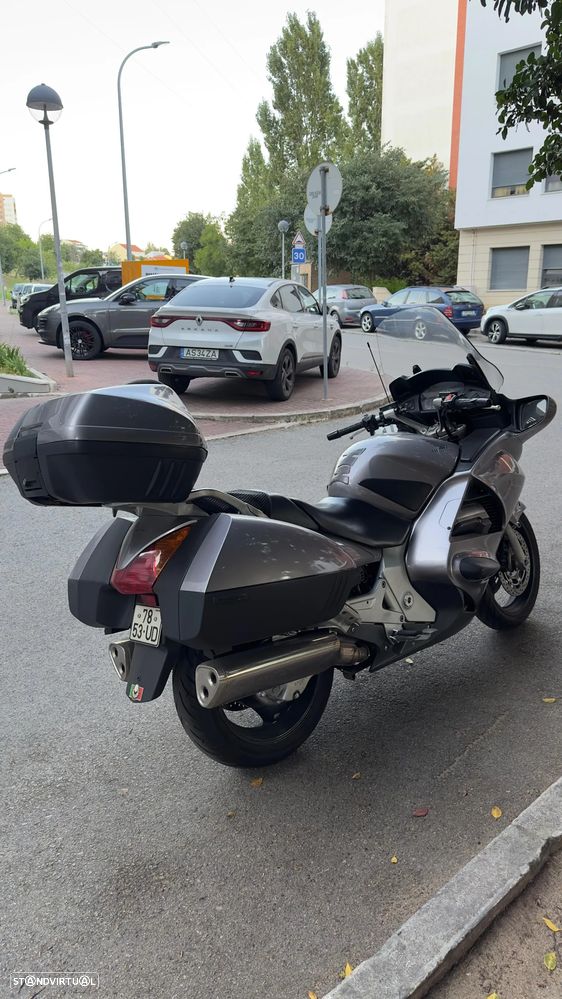 Honda Pan European ST1300 - 3