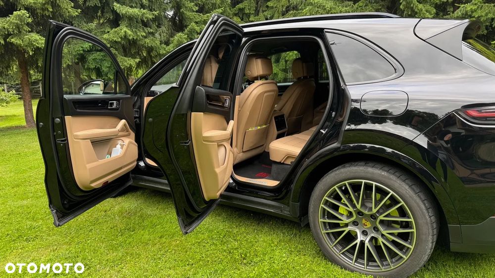 Porsche Cayenne E-Hybrid - 7