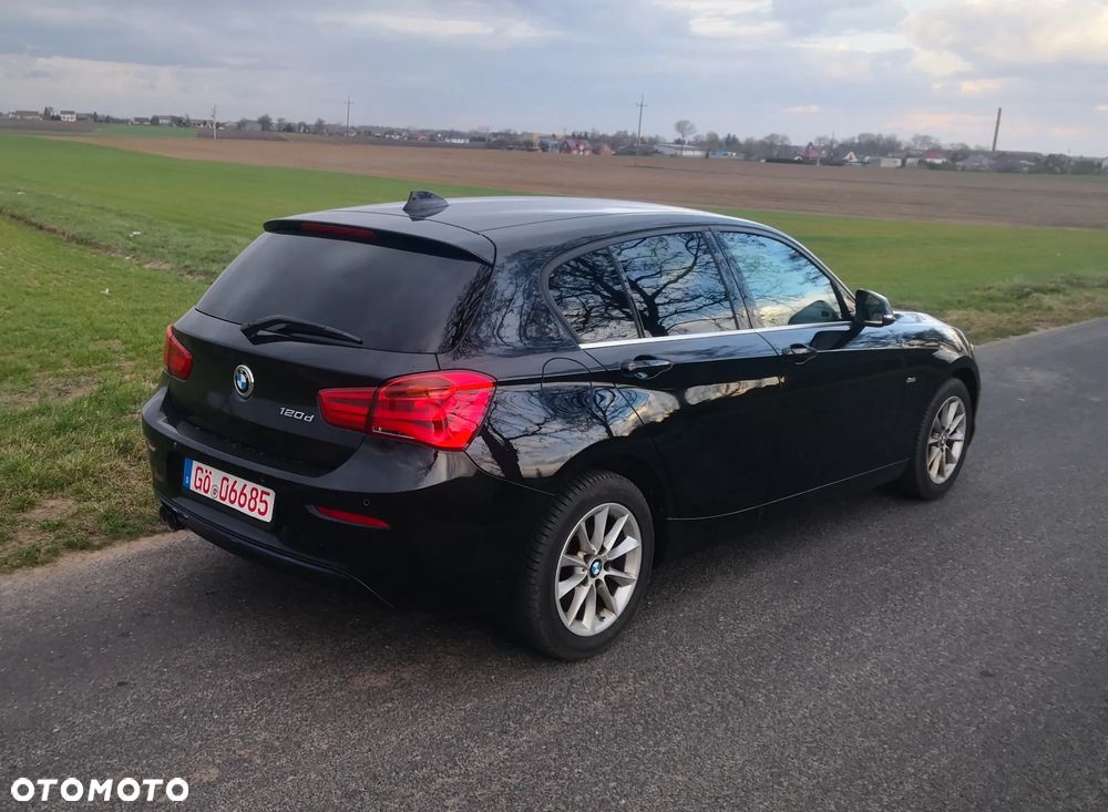 BMW Seria 1 120d Sport-Aut Sport Line - 29