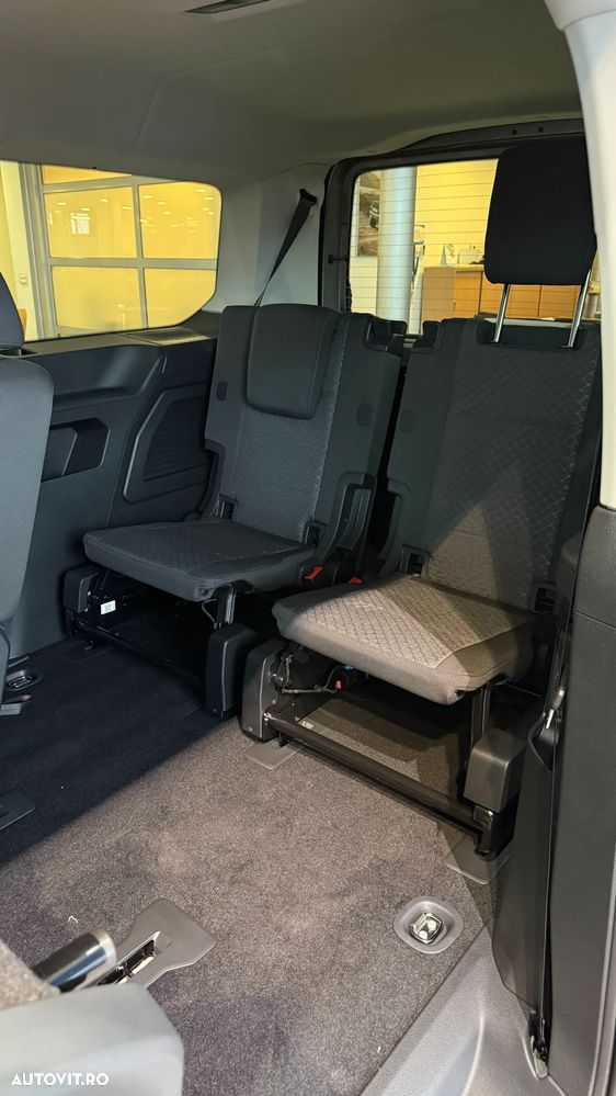 Ford Tourneo Connect 1.5L LWB PHEV Titanium - 16