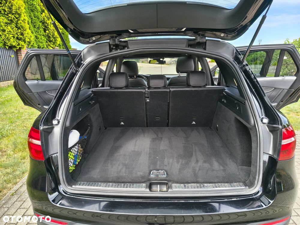 Mercedes-Benz GLC - 9