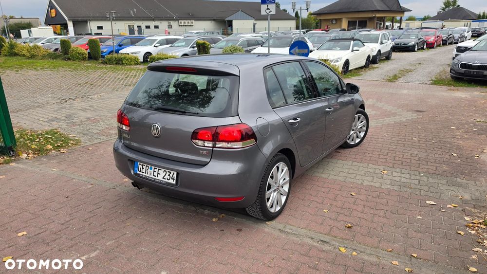 Volkswagen Golf 1.4 TSI Highline - 17