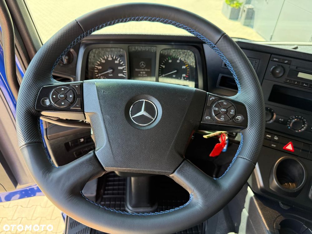 Mercedes-Benz Antos Actros Arocs 1843 // Wywrotka 3 - stronna // Klimatyzacja // Hak do przyczepy // Plandeka osłaniająca ładunek // Blokada mostu // Euro 6 - 31