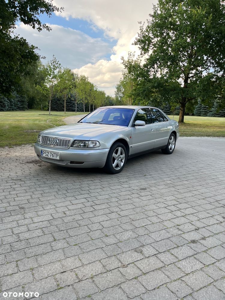 Audi A8 - 1