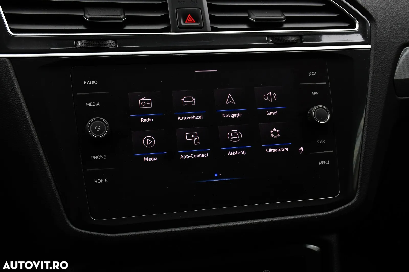 Volkswagen Tiguan 2.0 TDI DSG Life - 22