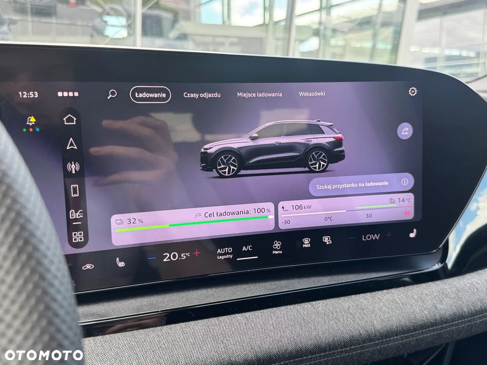 Audi Q6 e-tron - 22
